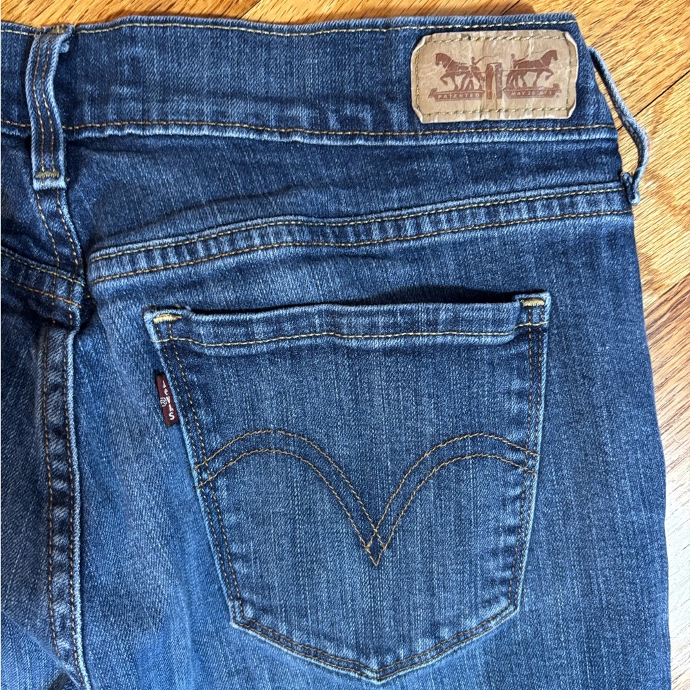 Vintage Classic Levi’s 505 Denim Jeans - Picture 4 of 6